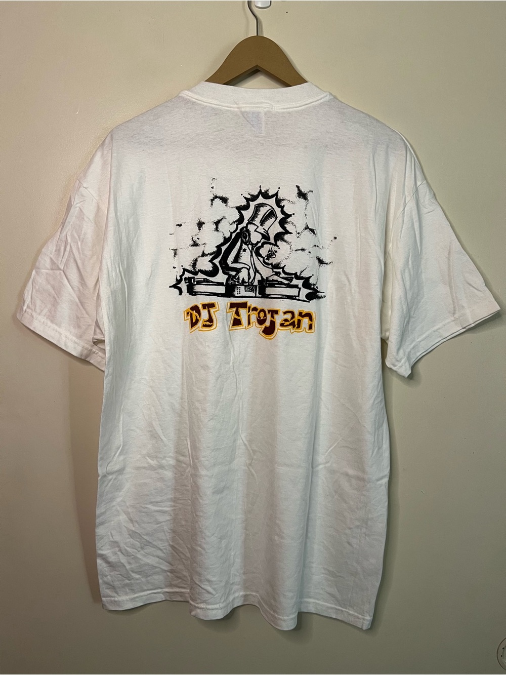 RARE Vintage USC DJ Trojan Graffiti T Shirt XL *FLAW*